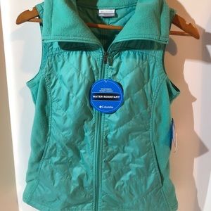 Columbia vest